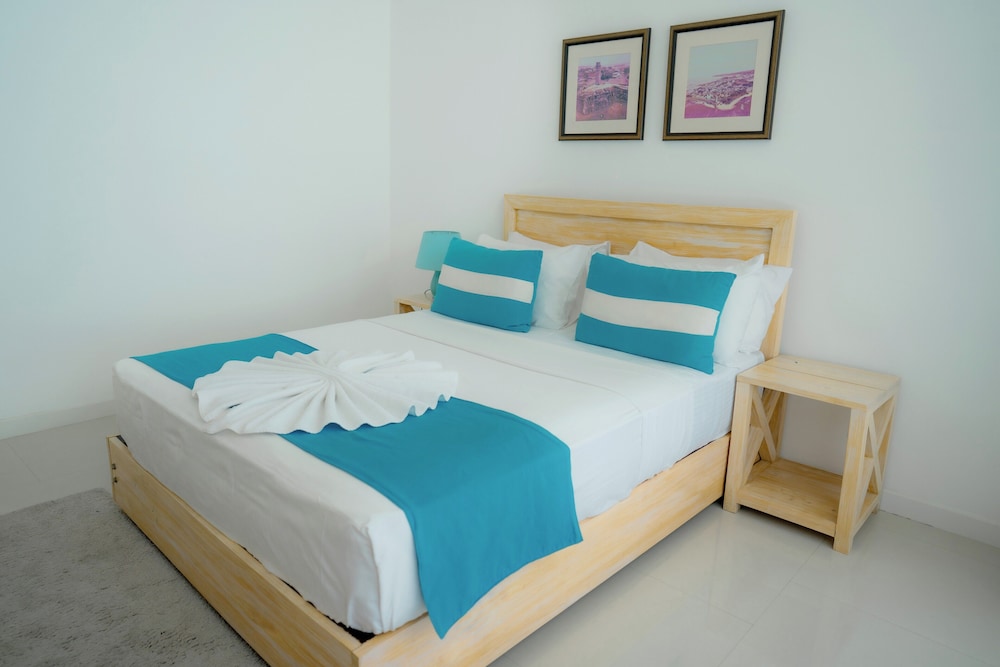 Deluxe Apartment, 3 Bedrooms, Kitchen, Ocean View photo 3