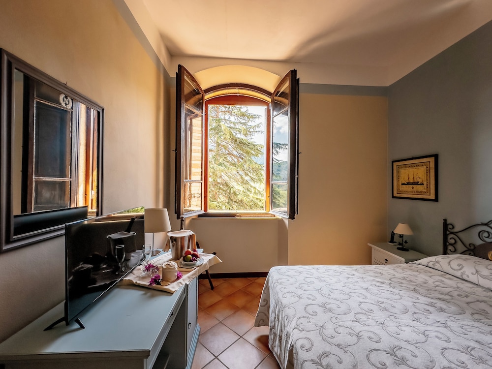 Superior Room - Photo 18