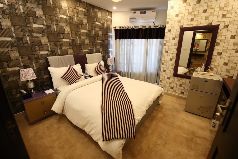 Family Suite - Photo 6