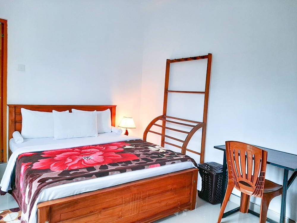 Classic Double Room, Lake View photo 1