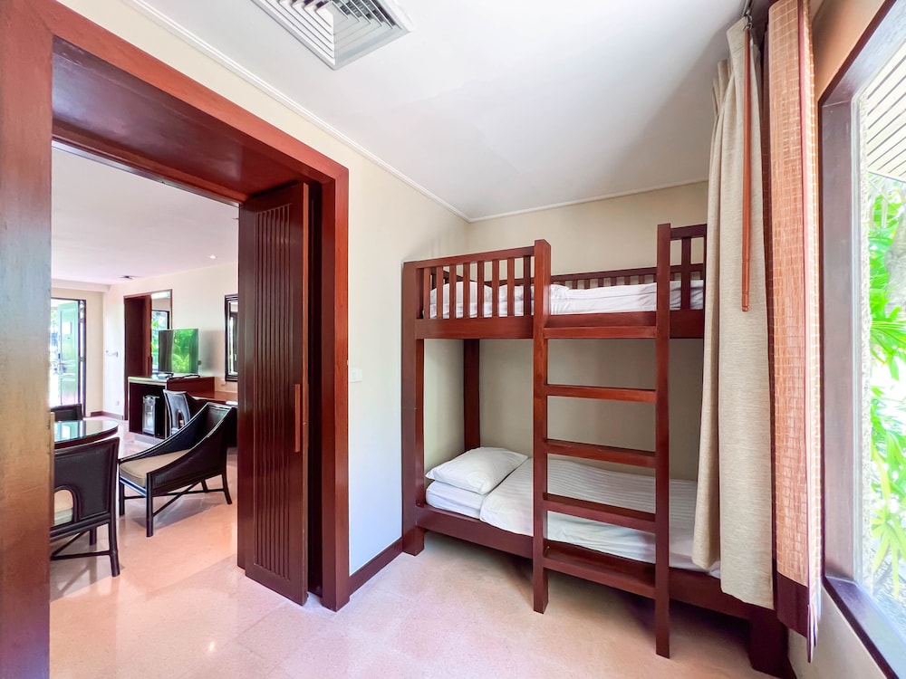 Two-Bedroom Suite Villa - Photo 4