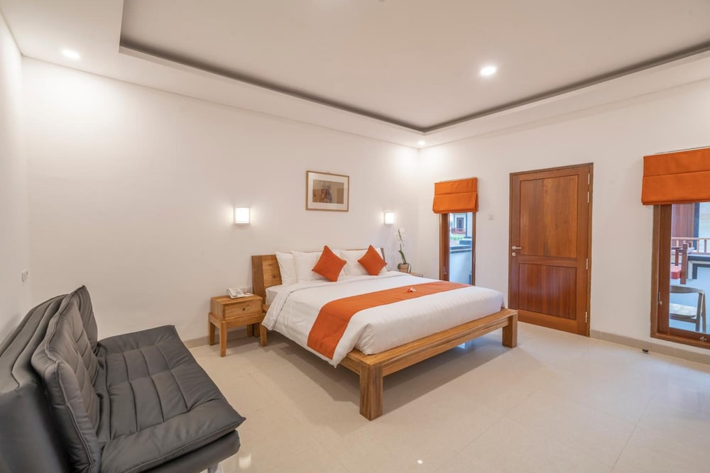 Deluxe Room, Pool View - Photo 3