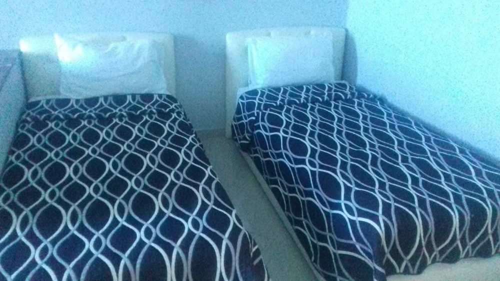 Basic Double or Twin Room, 2 Twin Beds, Beach View photo 3