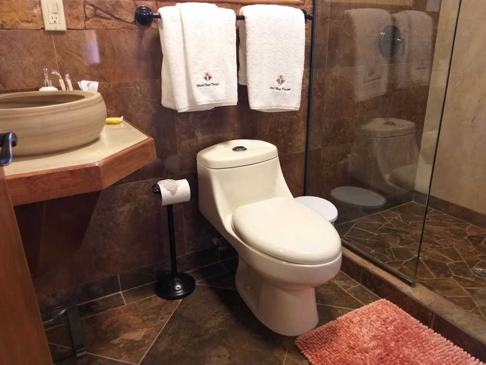 Suite #3 photo 3