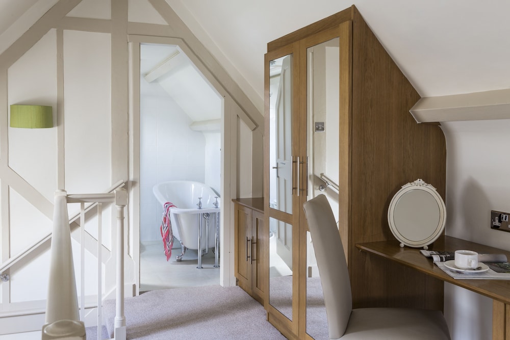 Standard Double Room - Photo 6