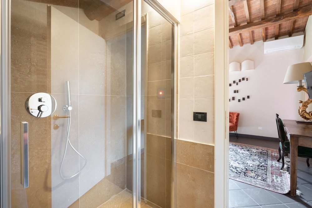 Family Studio Suite - Photo 6