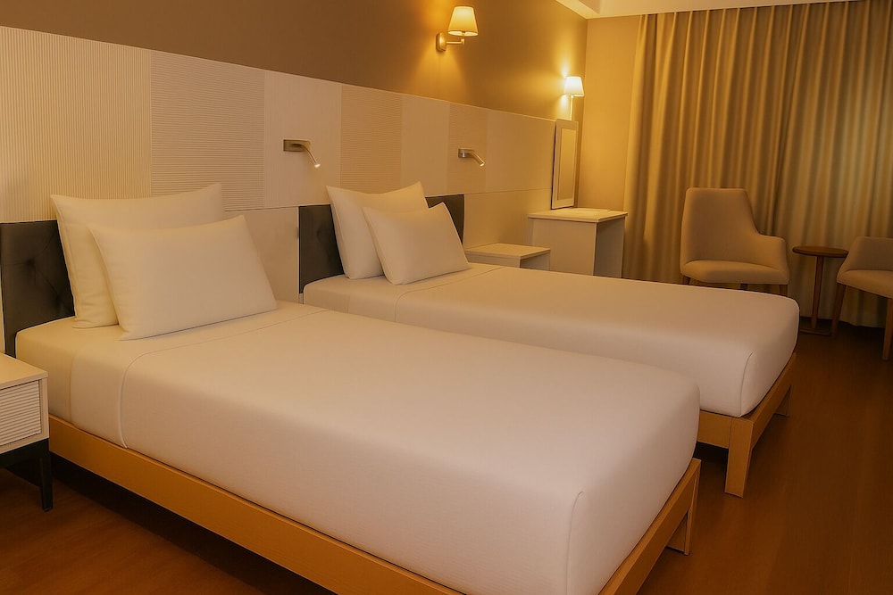 Standard Room, 2 Twin Beds, Non Smoking, City View photo 2