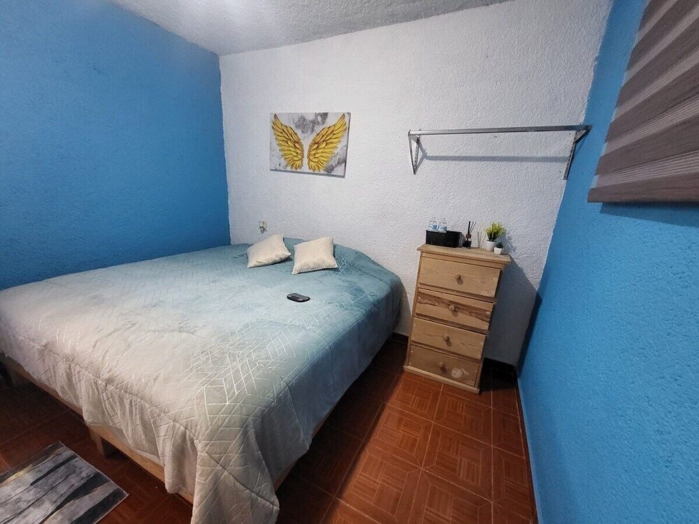 Apartment photo 2