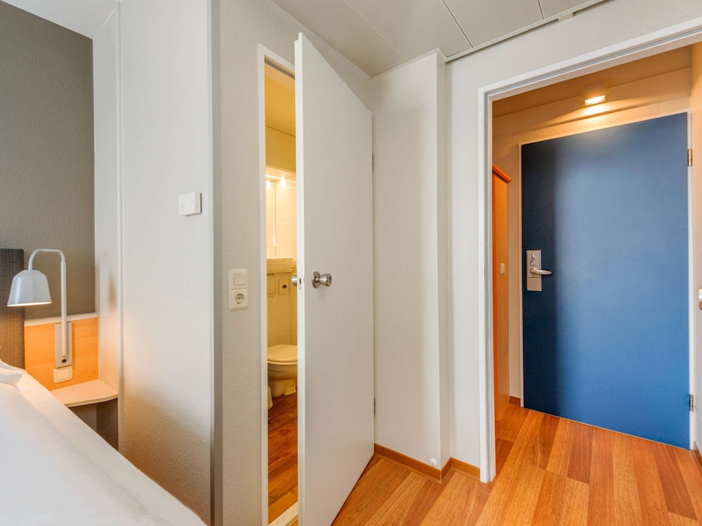 Room, 1 Double Bed (New Sleep Easy Concept) - Photo 11