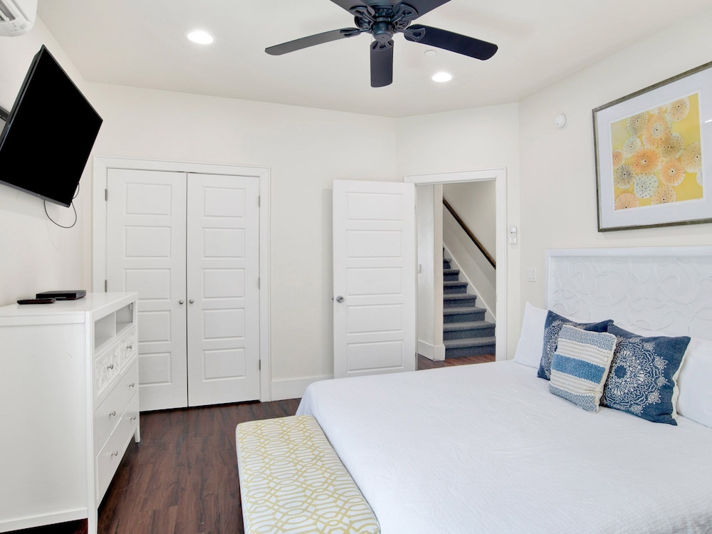 Condo, Multiple Beds, Patio, Ocean View (East A - No Pets) photo 2