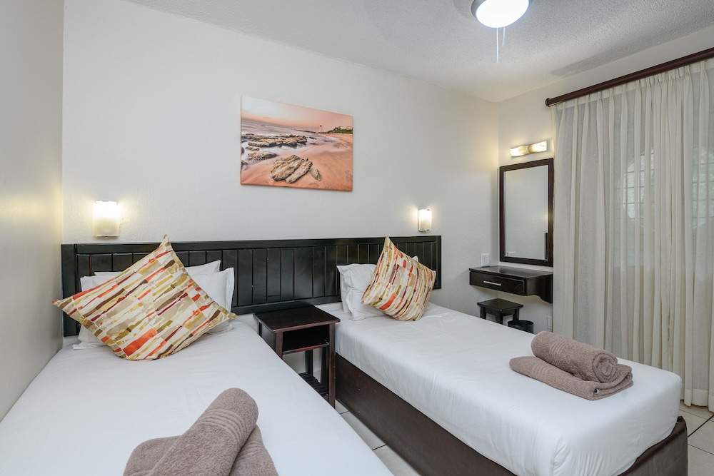 Two Bedroom Apartment with Balcony photo 3