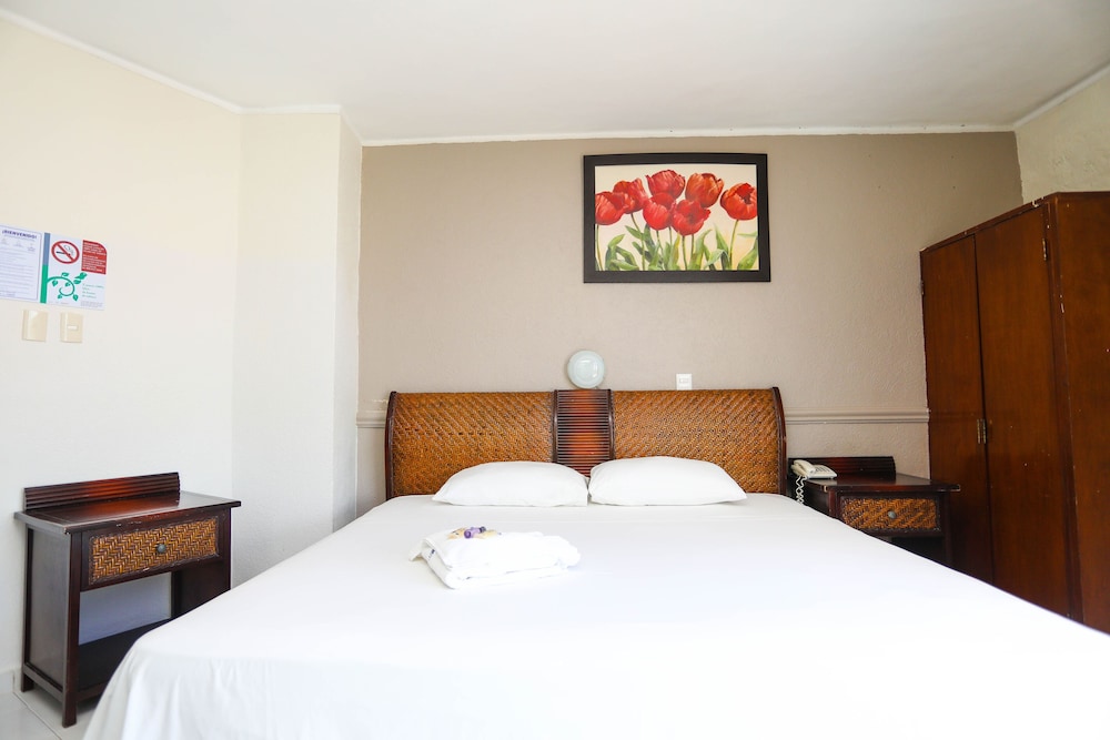 Standard Room, 1 Double Bed - Photo 5