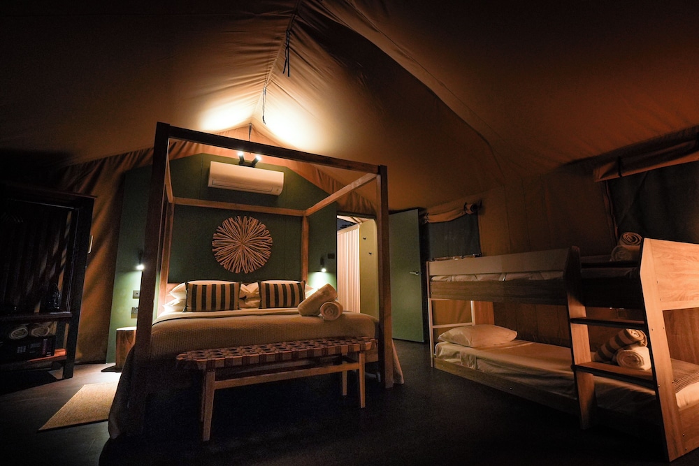 Deluxe Family Glamping Tent photo 2