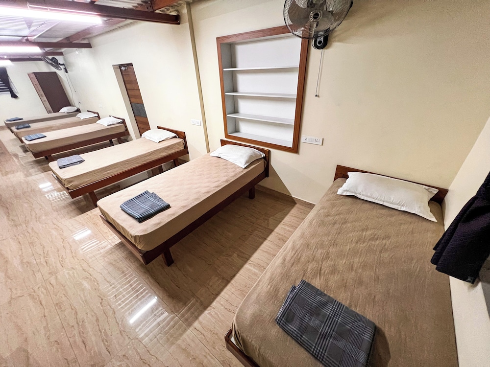 Economy Shared Dormitory photo 2