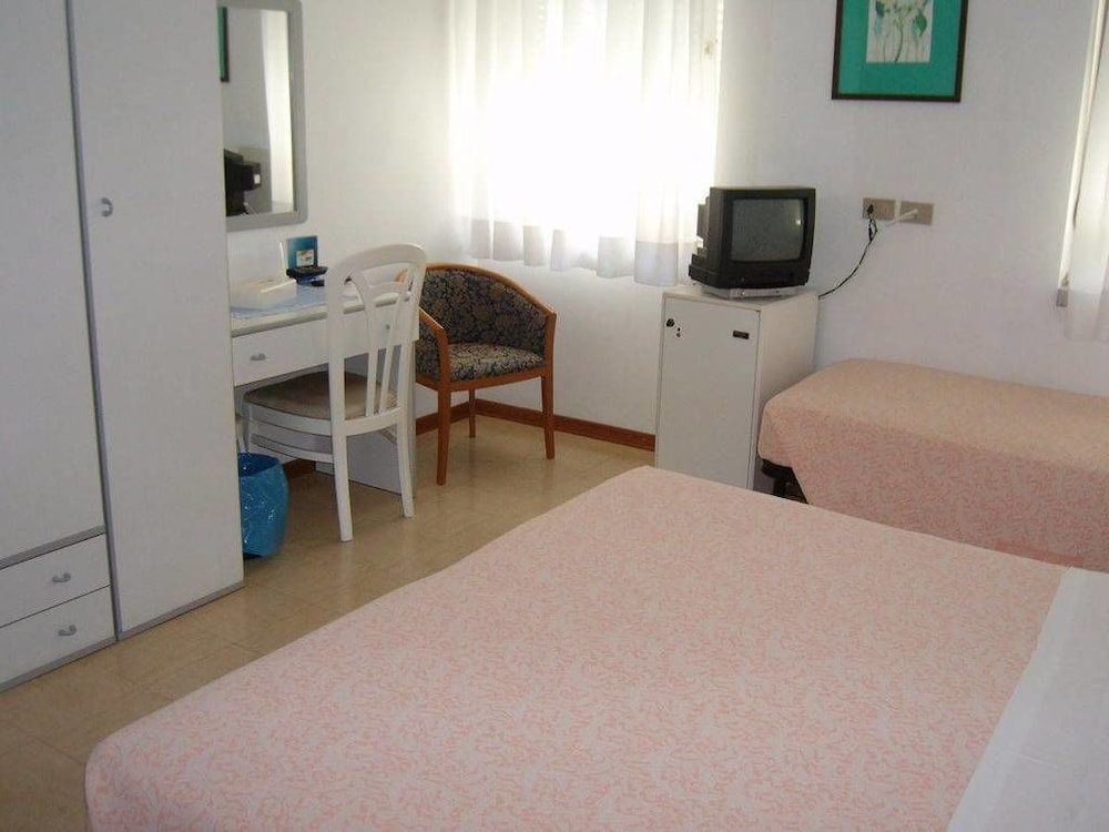 Comfort Triple Room photo 2