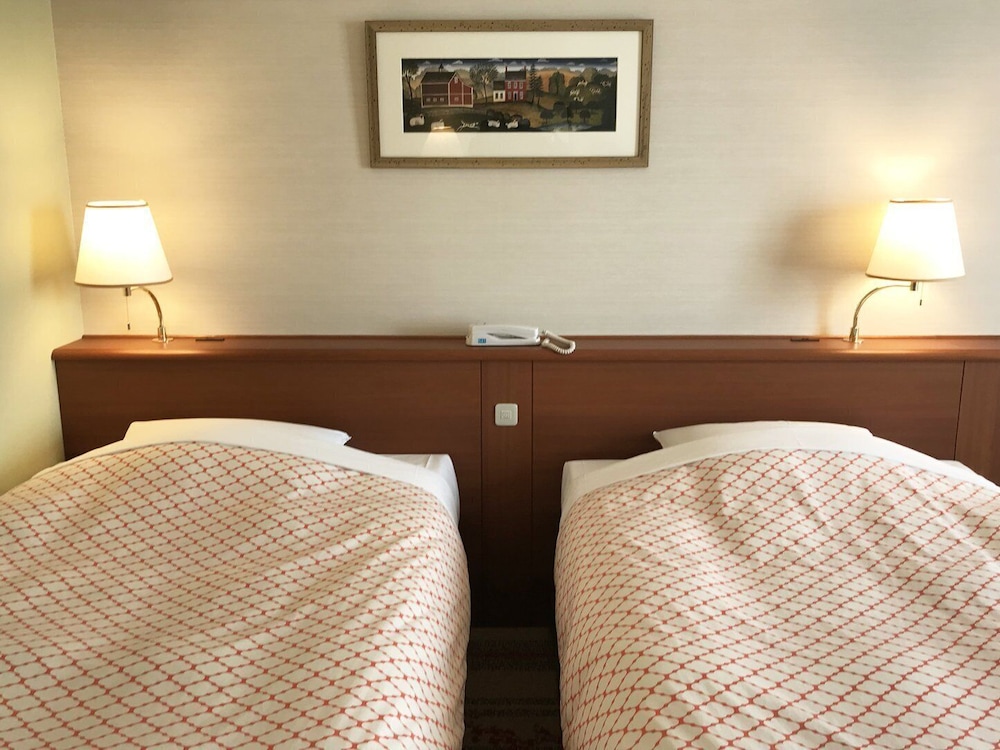 Standard Room, 2 Twin Beds - Photo 4