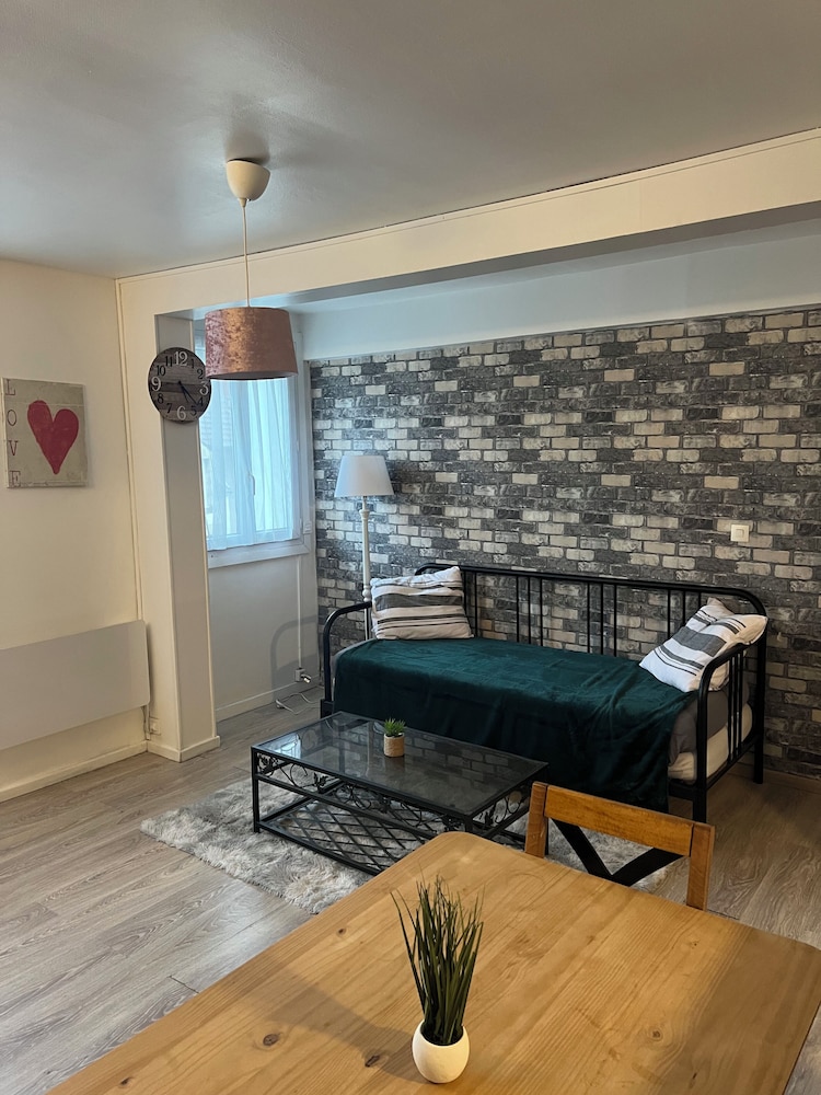 Family Apartment photo 1