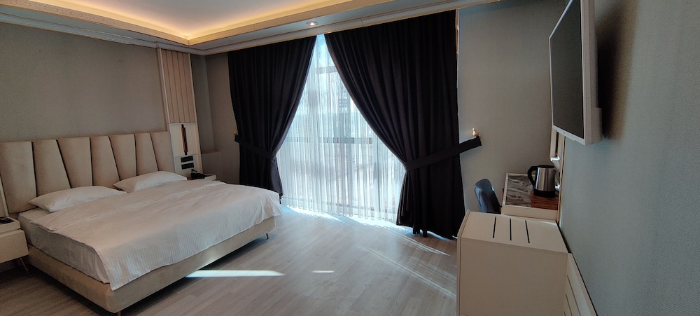 Presidential Suite