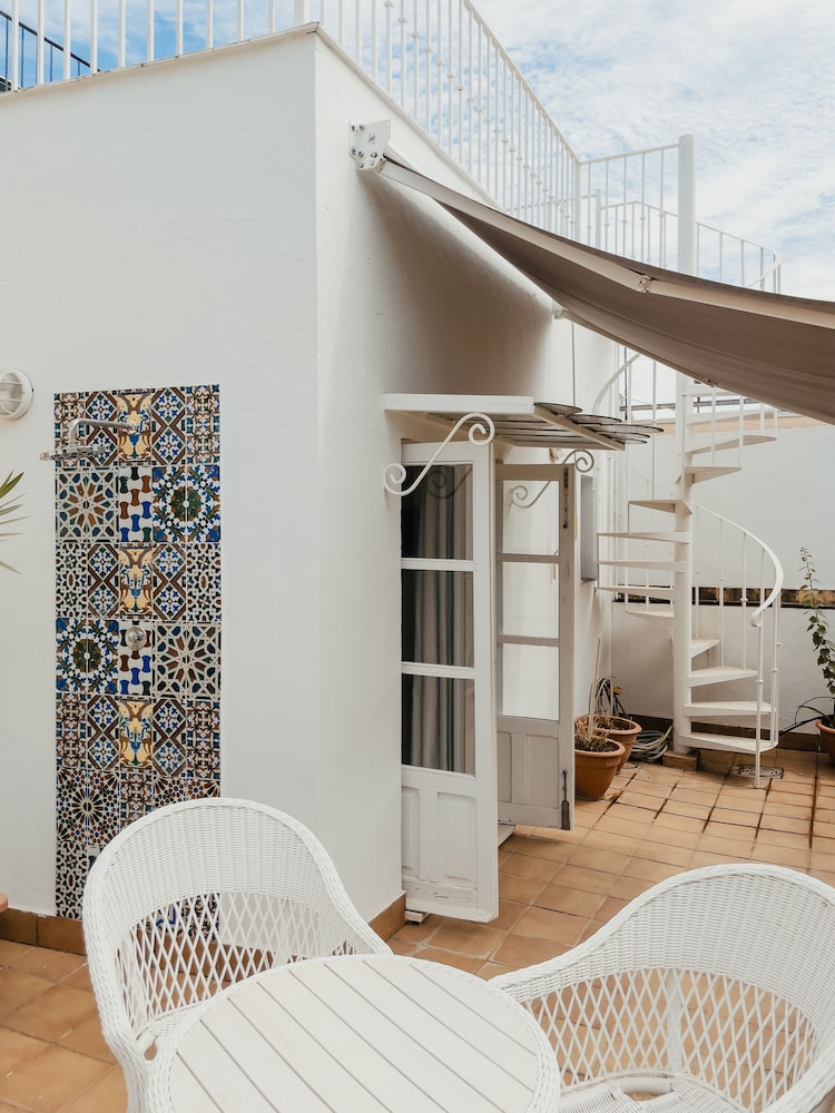 Traditional Apartment