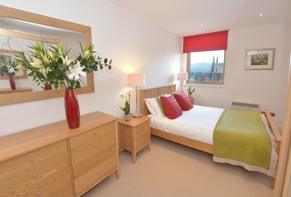 Executive Apartment, 1 Bedroom, Kitchen, City View photo 3