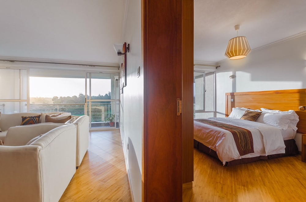 Luxury Apartment, 2 Bedrooms, Garden View, Executive Level