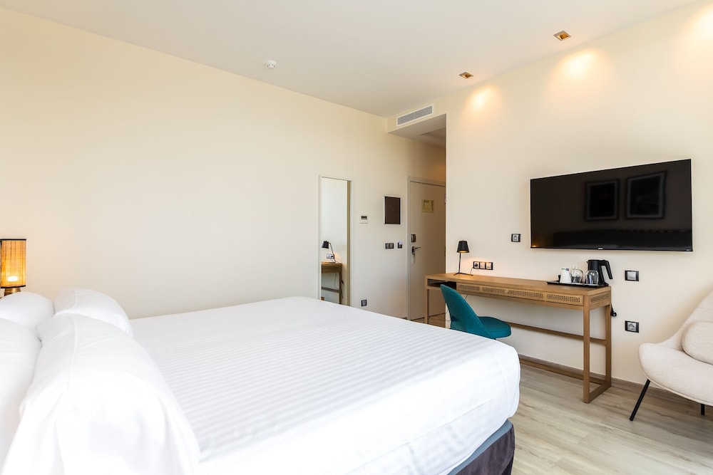 Family Double Room - Photo 5