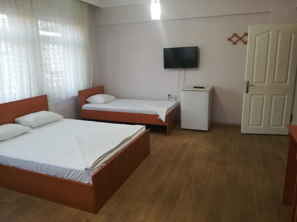 Standard Triple Room photo 1