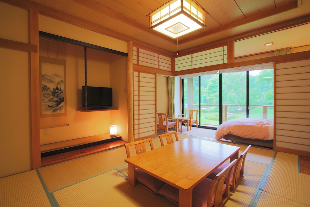 Deluxe Family Room (203) - Photo 1