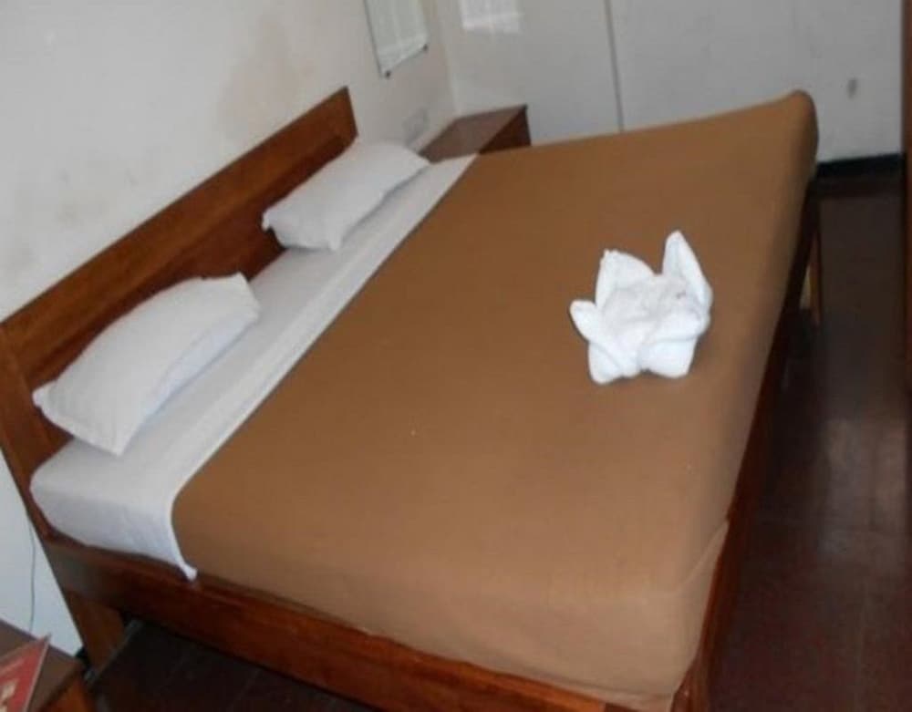 Standard Double Room, 1 Double Bed, Non Smoking, Private Bathroom