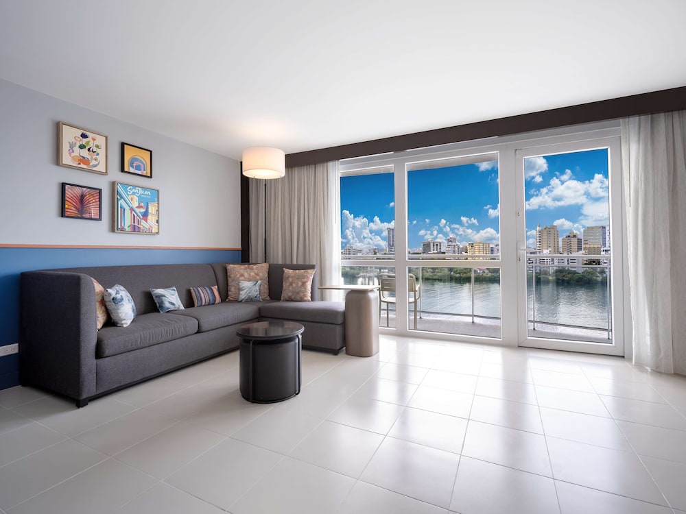 Junior Suite, 1 King Bed, Bay View - Photo 5