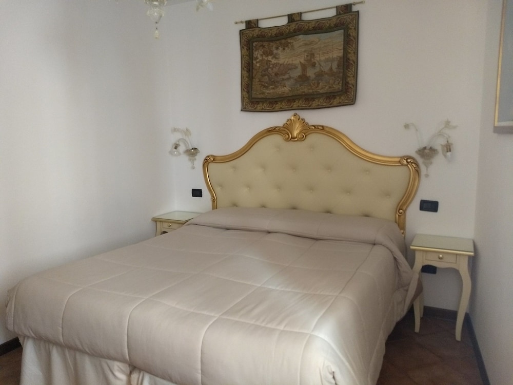Classic Double Room photo 3