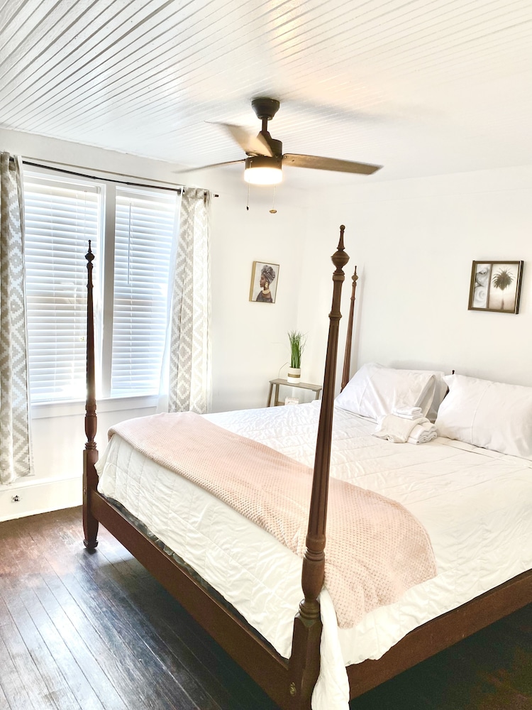 Cotton Room photo 1