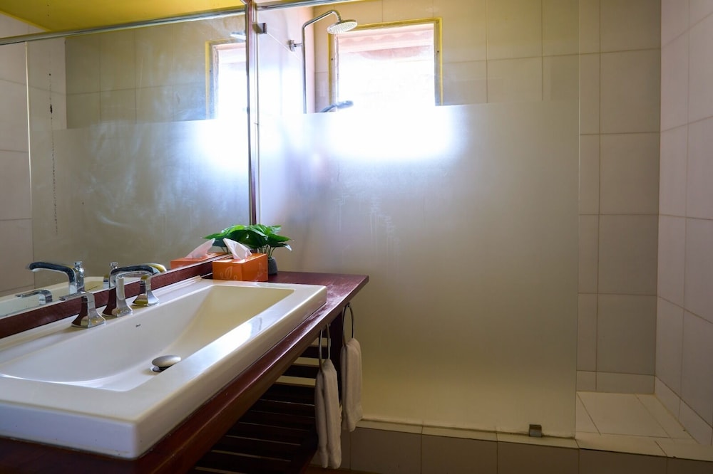Deluxe Room, 1 King Bed, Balcony, Bay View (Casa Congo) photo 3