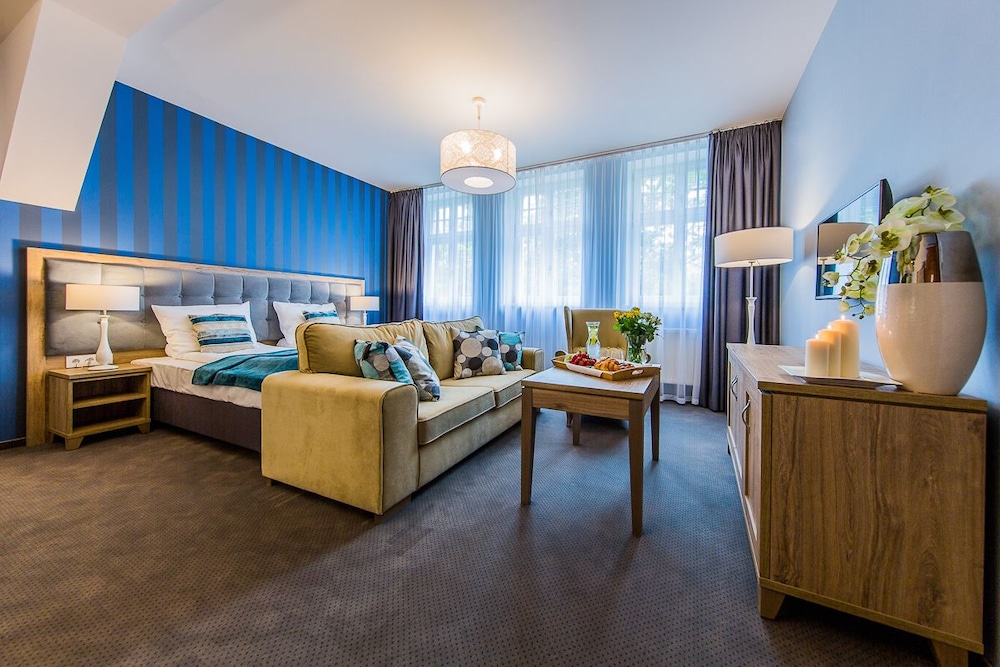 Deluxe Double or Twin Room, Park View photo 2