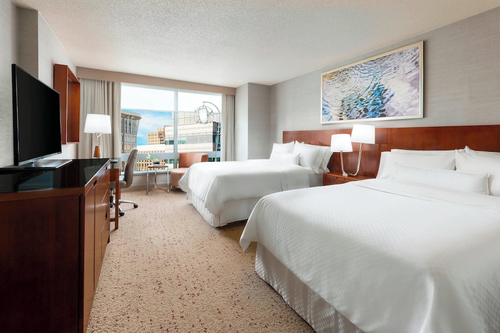 Deluxe Room, 2 Double Beds, City View - Photo 1