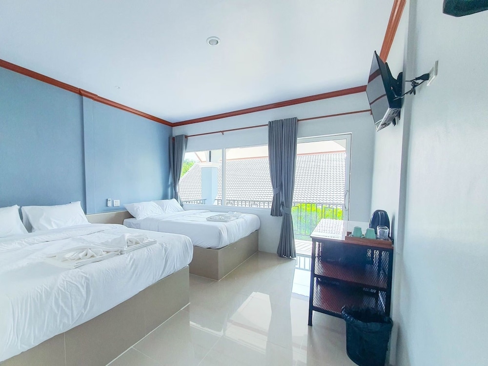 Standard Room, Hill View photo 3