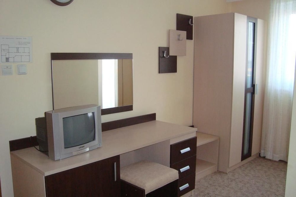 Standard Double Or Twin Room photo 2