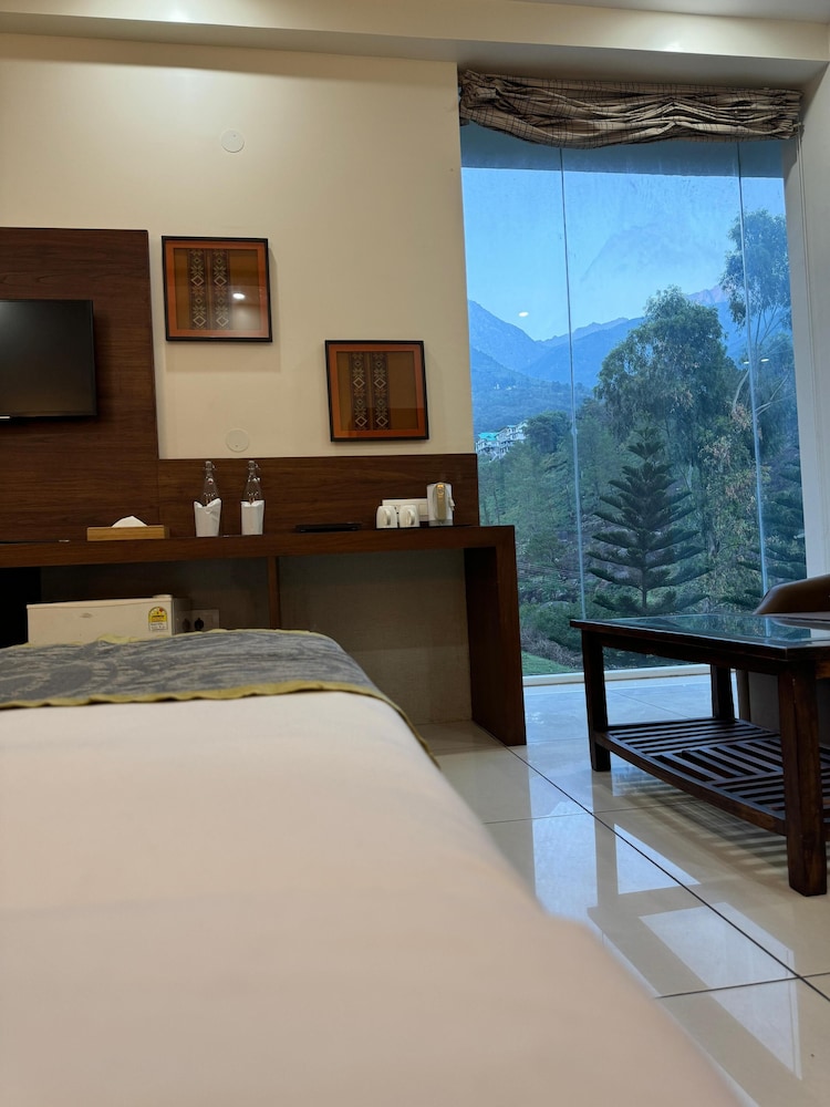 Royal Room
