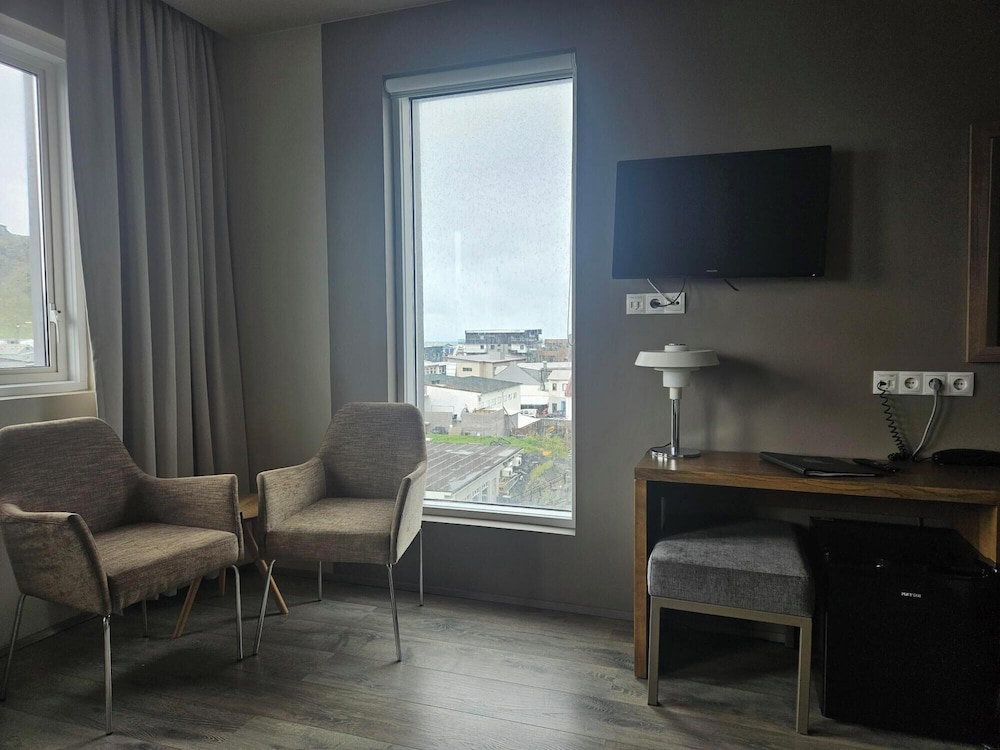 Standard Double or Twin Room with Spa Access photo 3