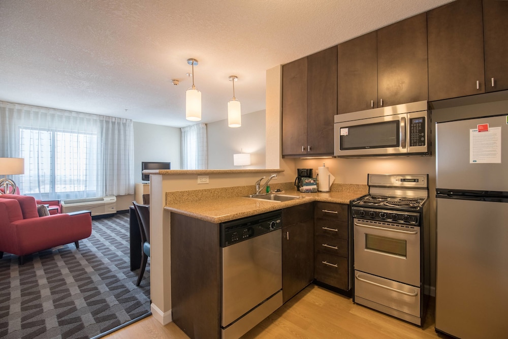 Suite, 1 Bedroom - Photo 5
