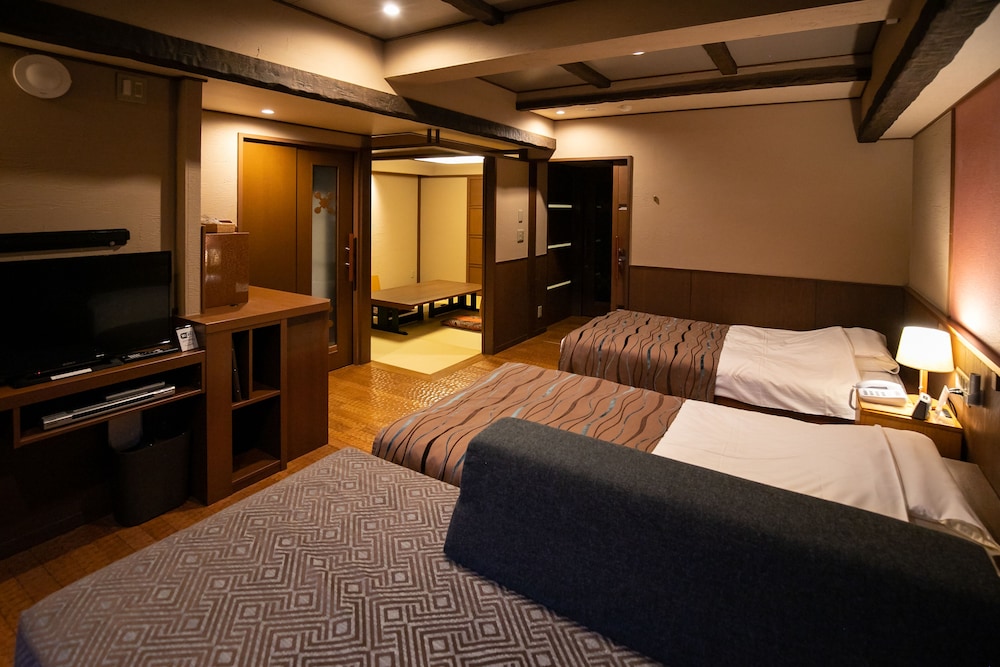 Japanese Western Room with Open Air Bath, Non Smoking, Lake View (East Build.) - Photo 3