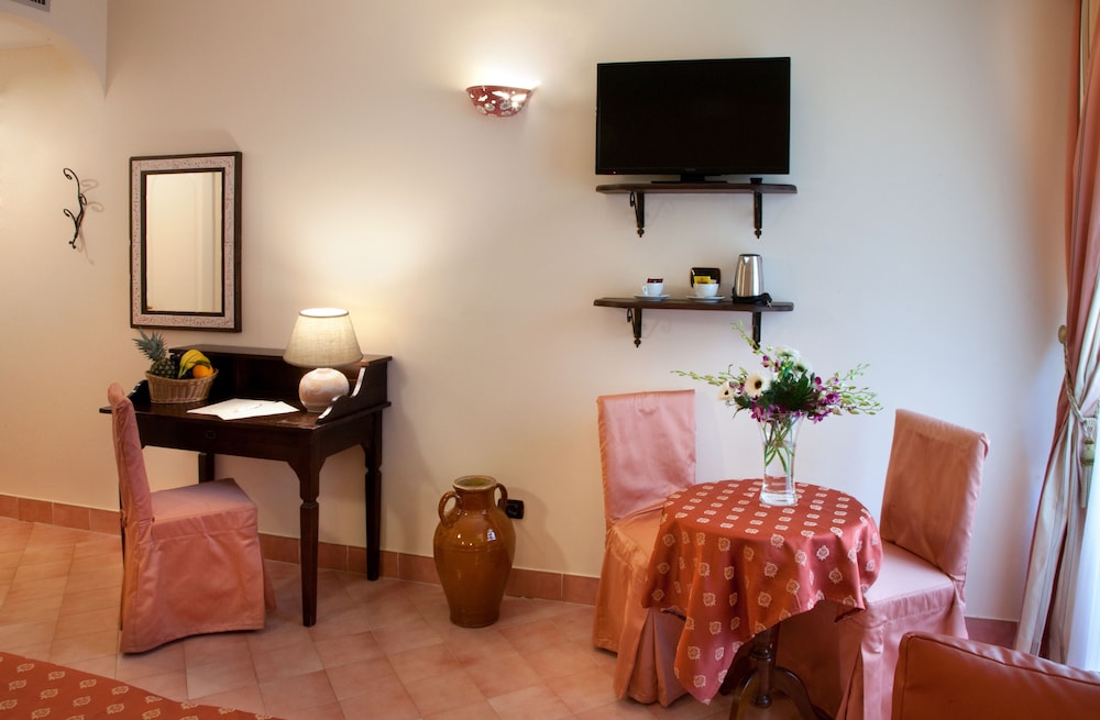 Comfort Room - Photo 2