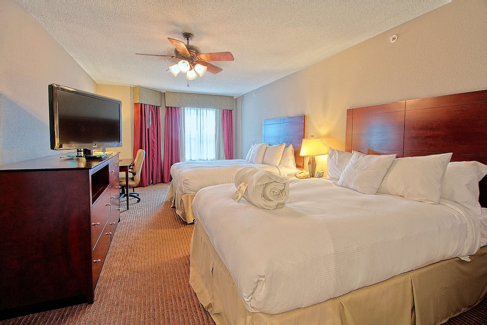 Suite, 2 Queen Beds, Accessible, Non Smoking - Photo 2