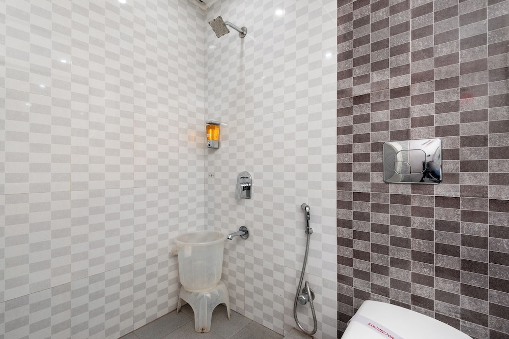 Deluxe Room - Photo 3