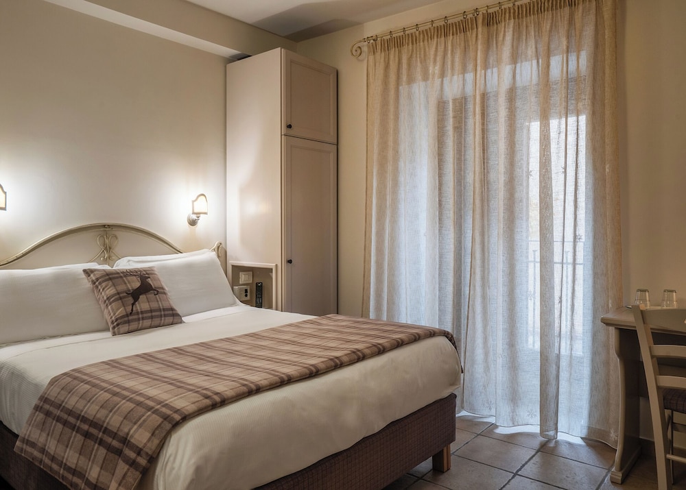 Superior Double Room photo 2