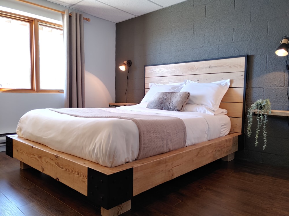 Classic Room, 1 Queen Bed photo 1