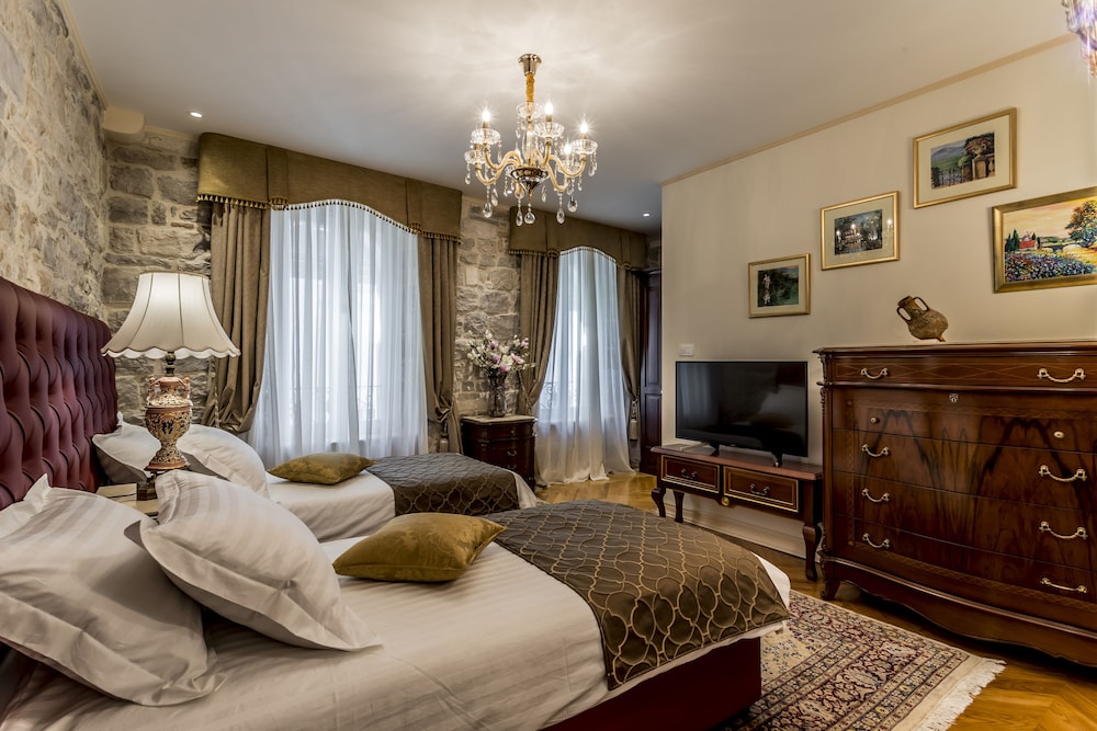 Luxury Suite Piaca - Other location, 3 min away photo 3