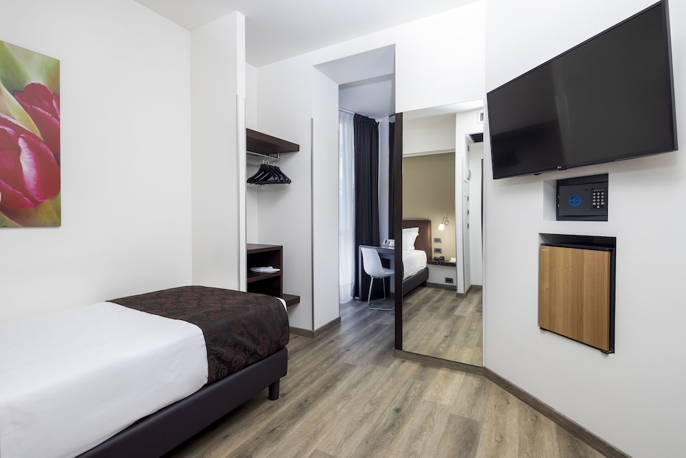 Economy Single Room