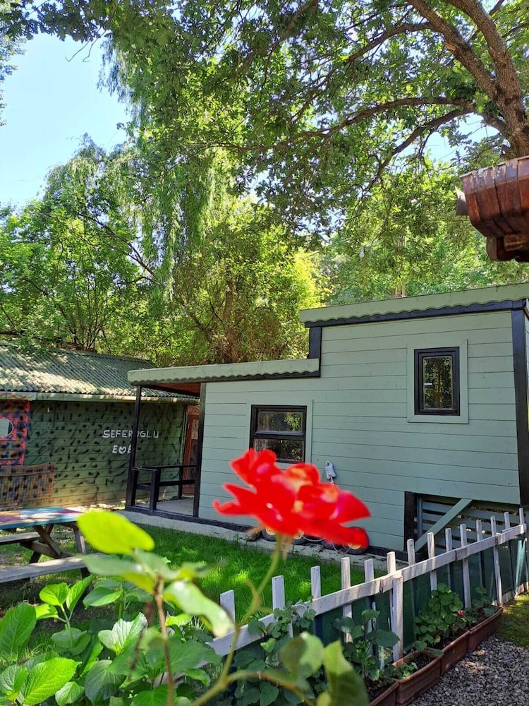 Standard Bungalow, Garden View photo 2