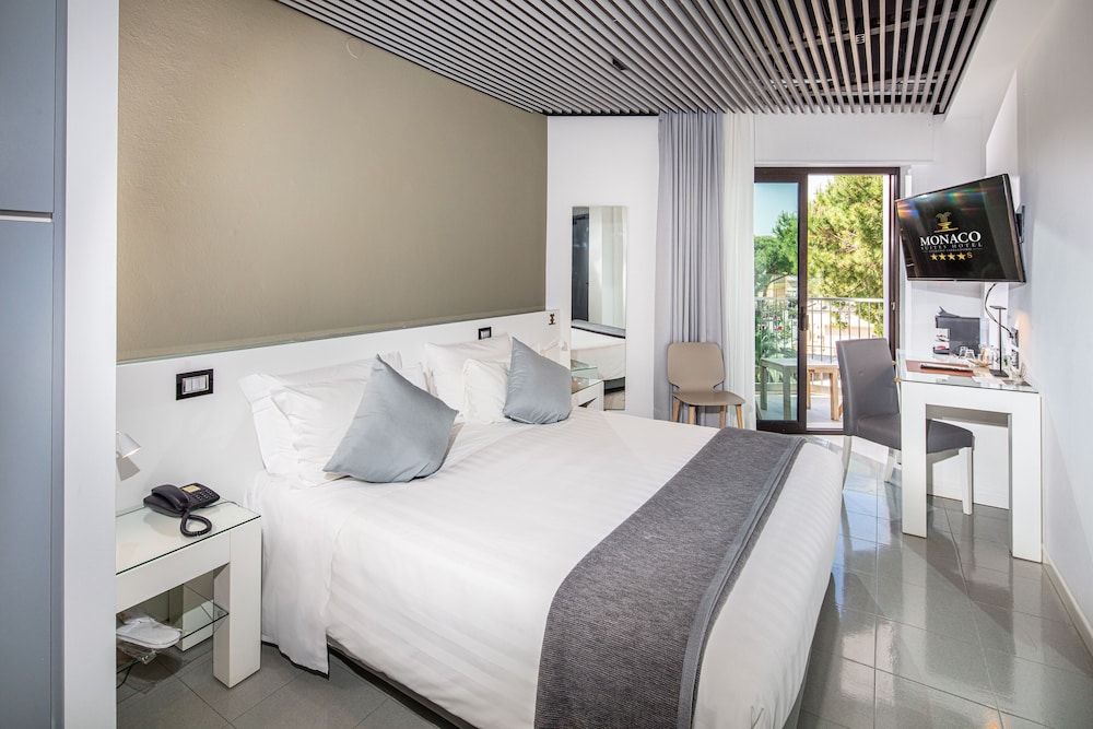 Superior Double or Twin Room, Terrace photo 1